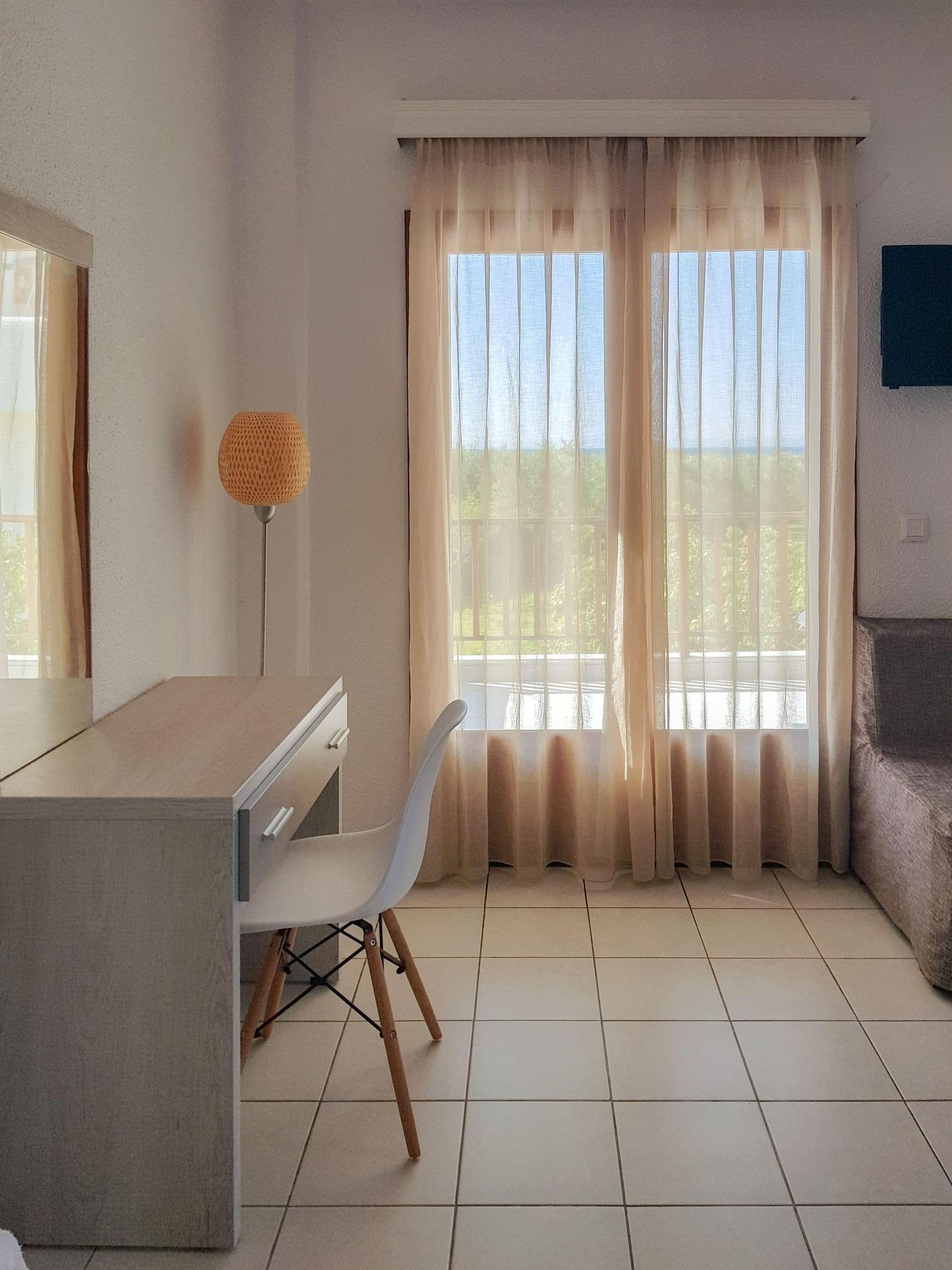 Alkinoos Beach Hotel Геракини Екстериор снимка