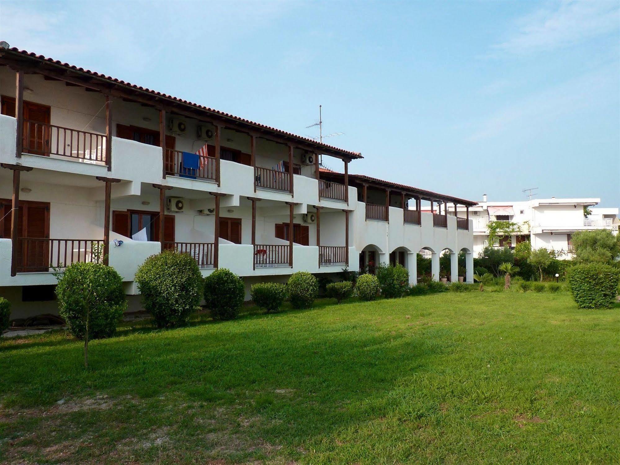 Alkinoos Beach Hotel Геракини Екстериор снимка