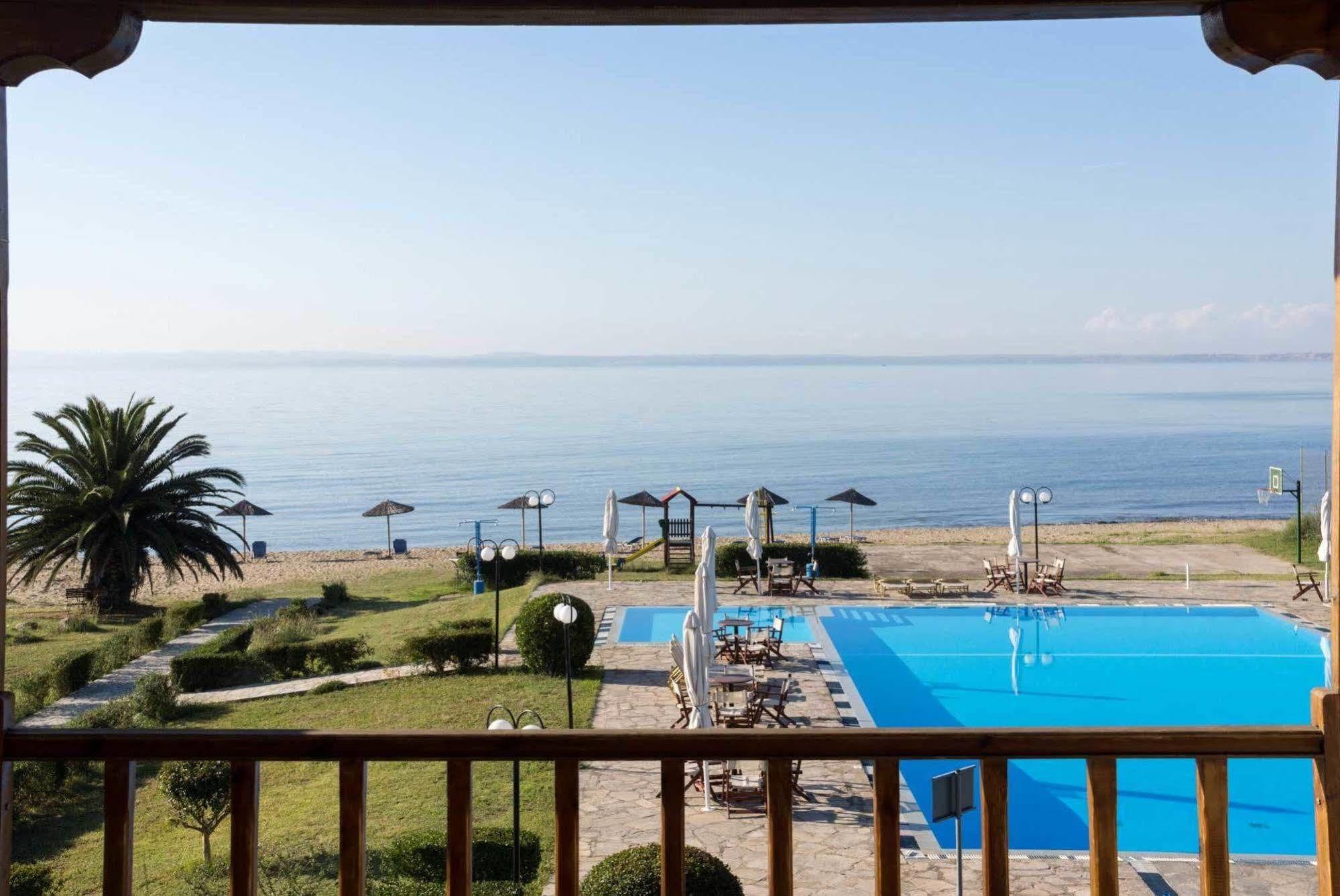 Alkinoos Beach Hotel Геракини Екстериор снимка
