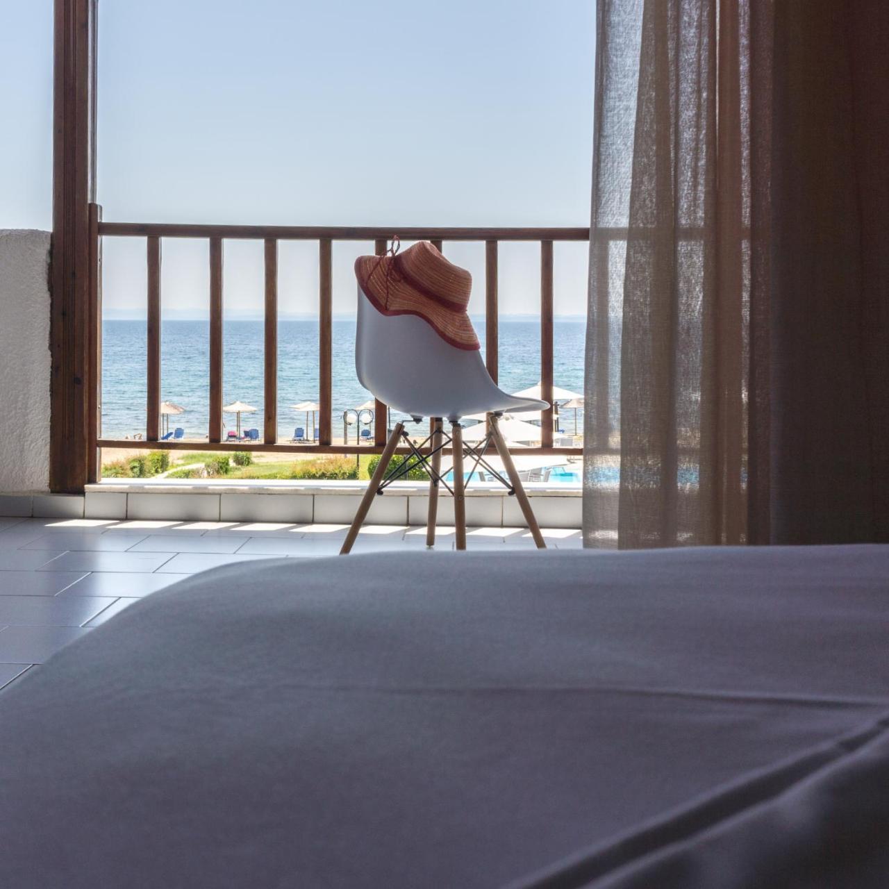 Alkinoos Beach Hotel Геракини Екстериор снимка