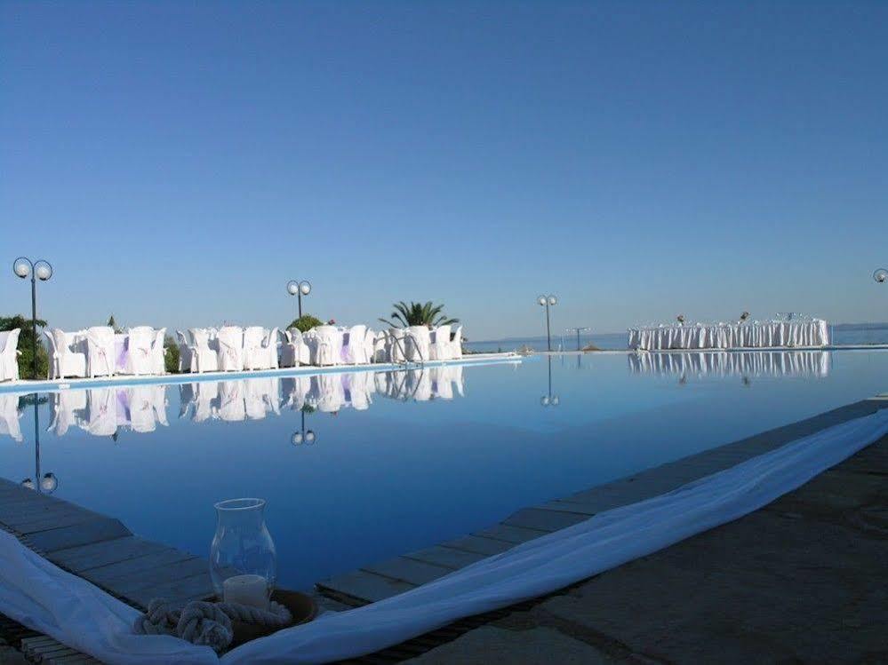 Alkinoos Beach Hotel Геракини Екстериор снимка