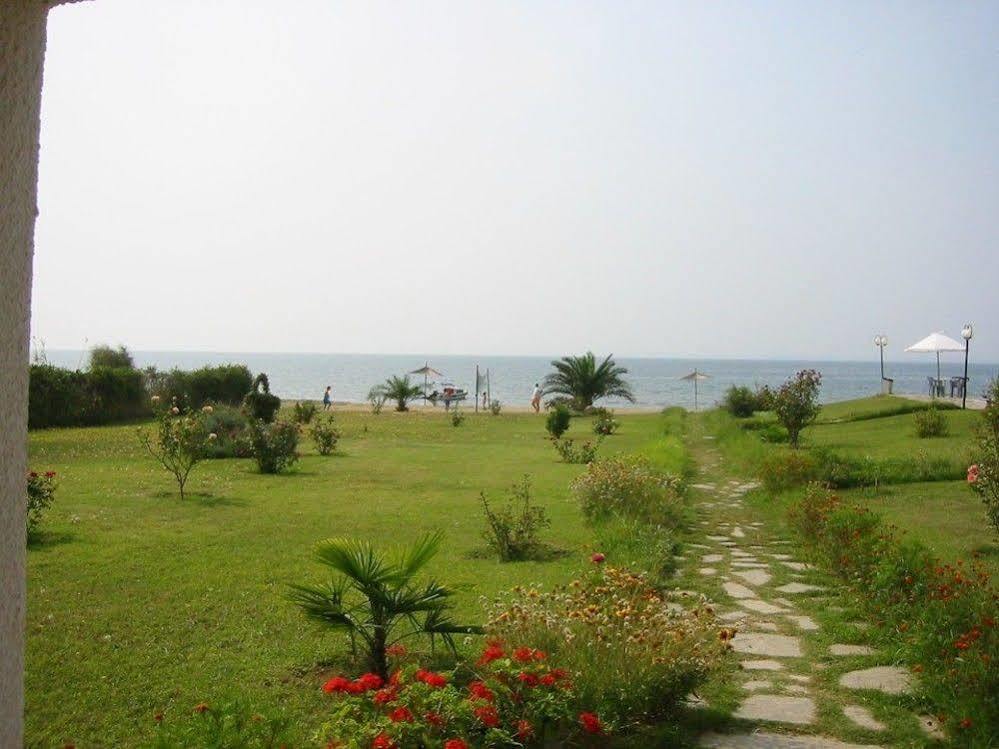 Alkinoos Beach Hotel Геракини Екстериор снимка